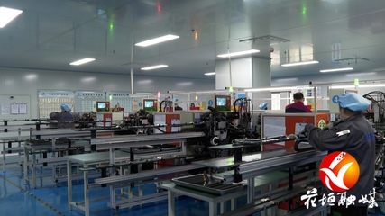 新春走基層 | 花垣產(chǎn)業(yè)開發(fā)區(qū) 科技驅(qū)動(dòng)生產(chǎn)忙，出口訂單攀新高